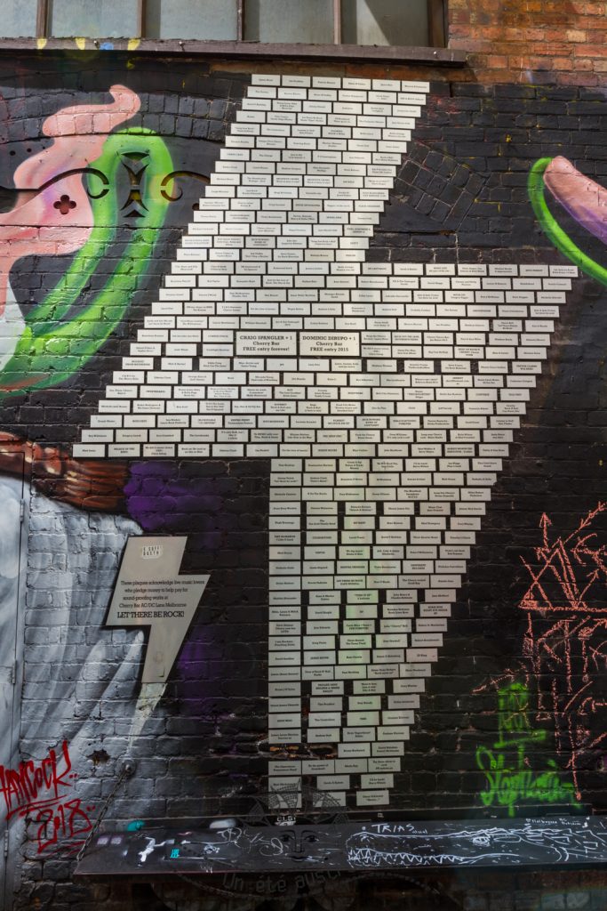 un été australien australie voyage melbourne victoria street art tag acdc